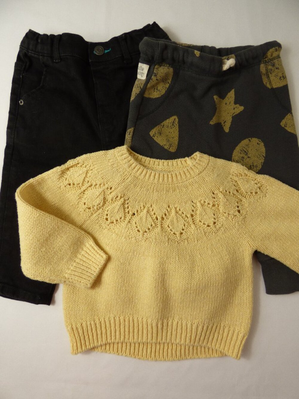 ZARA Yellow Knit Sweater with Black Pants and Patterned Pants, Size 9-12 Months